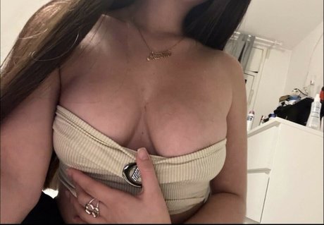 Alexandra.blue photo 4