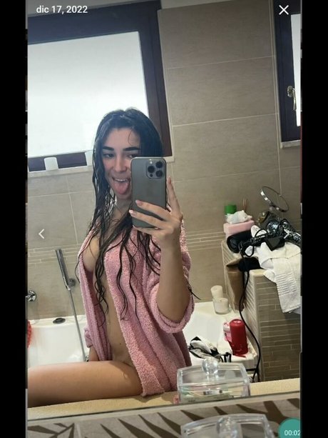 Profile photo of Alexandra Costea