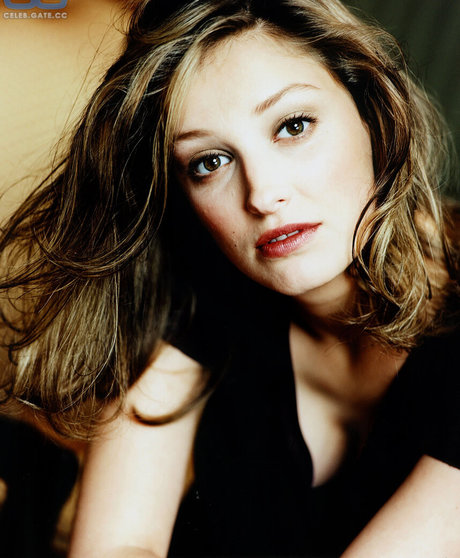 Alexandra Maria Lara photo 28