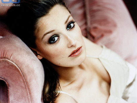 Alexandra Maria Lara photo 39