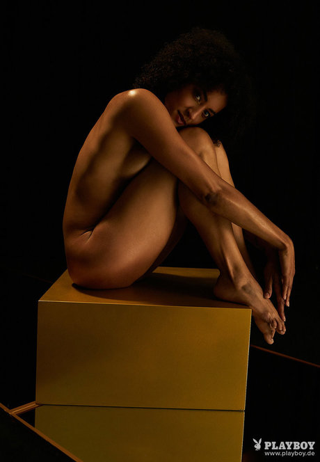 Alexandra Ndolo photo 15