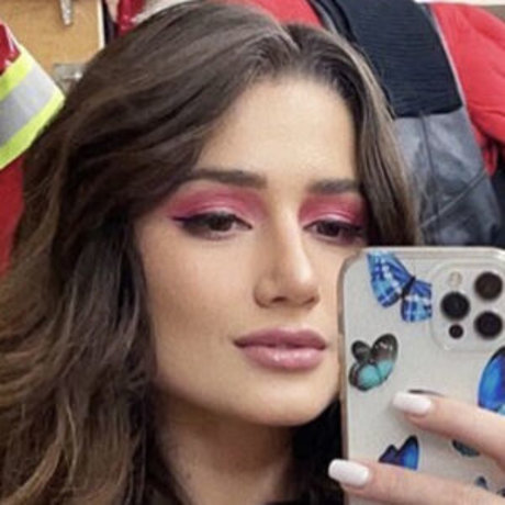 Alexandra Next Door photo 8