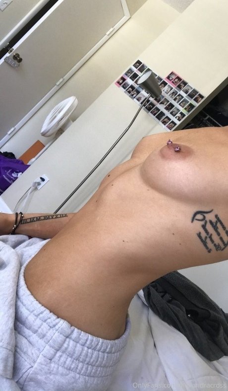 Alexandra Rose photo 53