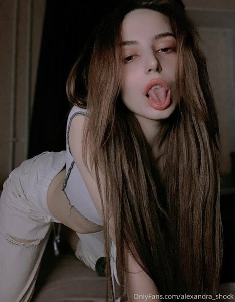 Alexandra_shock photo 10