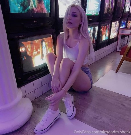 Alexandra_shock photo 14