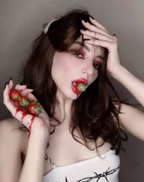 Alexandra_shock photo 61