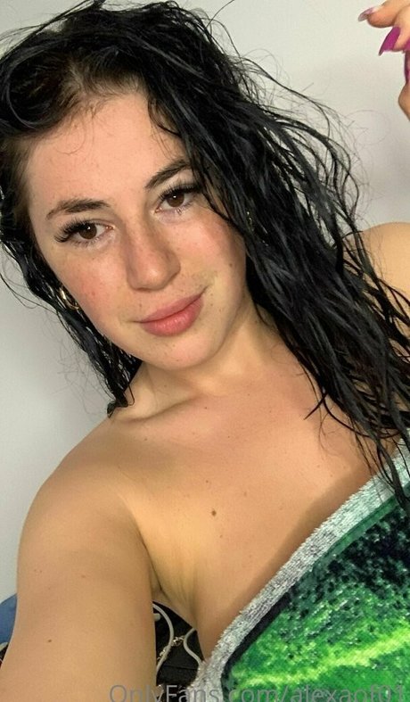 Alexaof01 photo 4