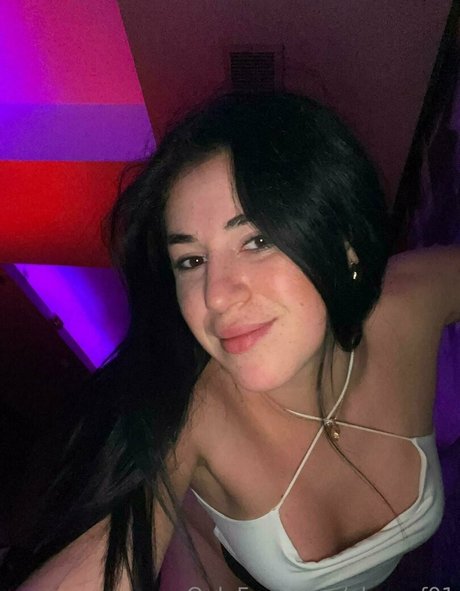 Alexaof01 photo 17