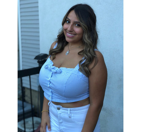 Alexis photo 29