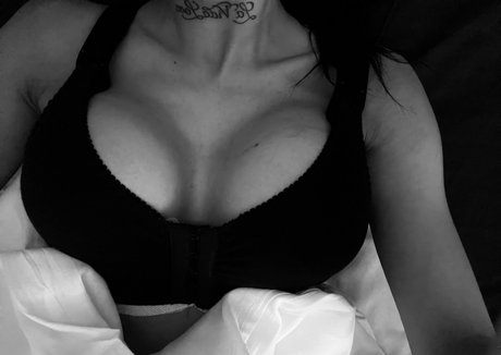 Alexis_free photo 125