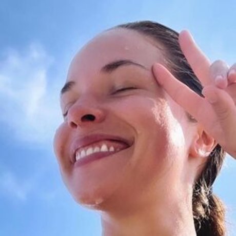 Alexis Knapp photo 10