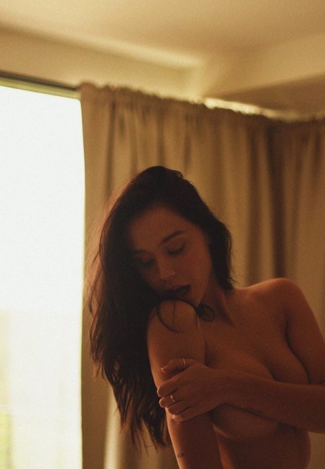 Alexis Ren photo 97