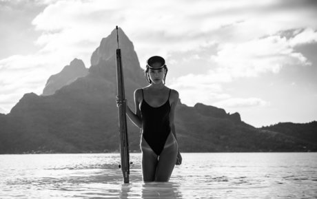 Alexis Ren photo 630