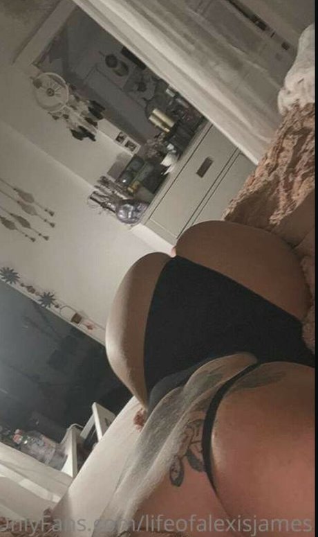 Alexisejames_, photo 64