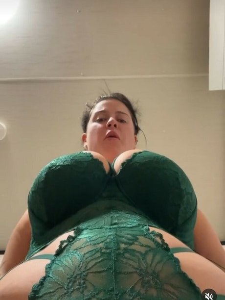 Alexisejames_, photo 69