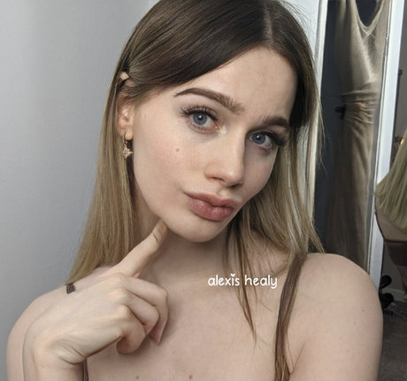 AlexisHealy photo 108