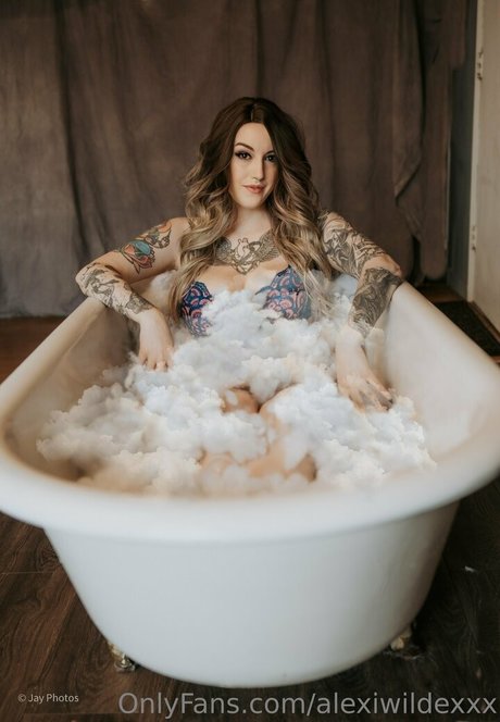 Alexiwildexxx photo 270