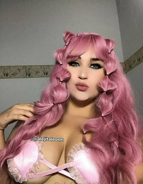 Alexxisren photo 19