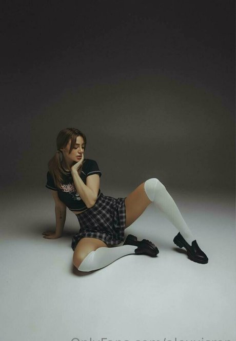 Alexxisren photo 69