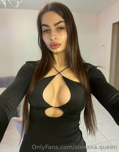 Alexxxa.queen photo 21