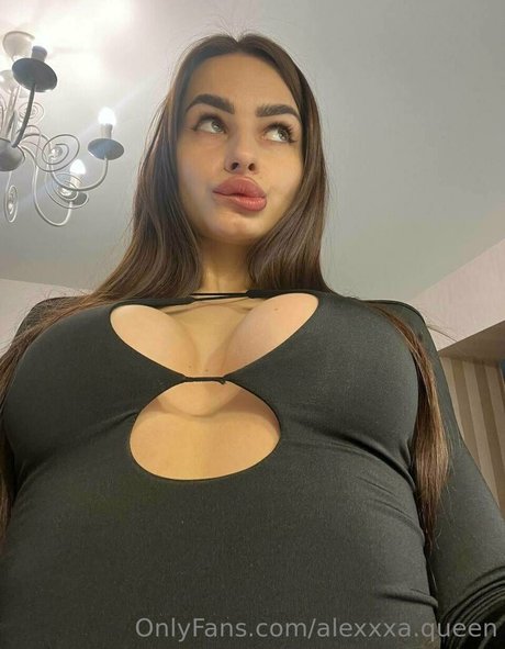 Alexxxa.queen photo 22
