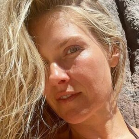 Ali Larter photo 105