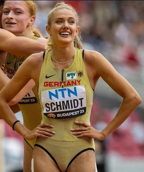 Alica Schmidt photo 21