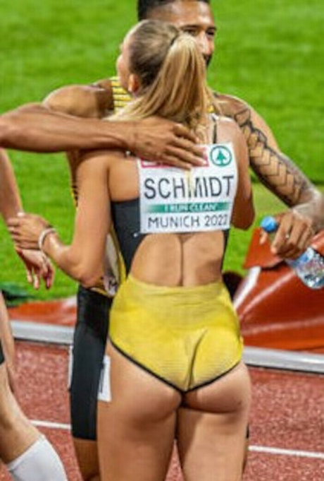 Alica Schmidt photo 74