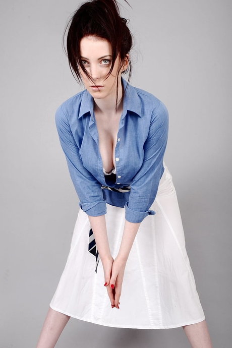 Alice Brookes photo 283