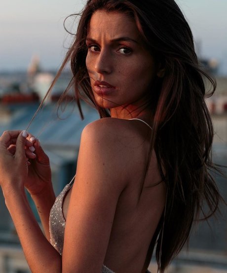 Alice Llenas photo 90