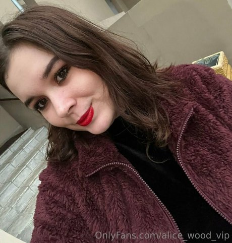 Alice_wood_vip photo 57