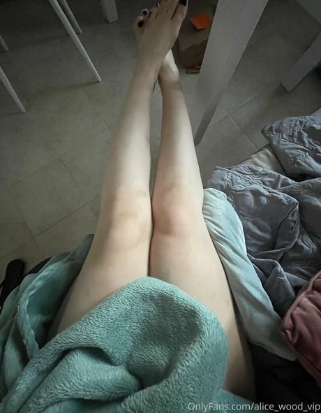 Alice_wood_vip photo 72