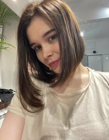 Alice_wood_vip photo 74