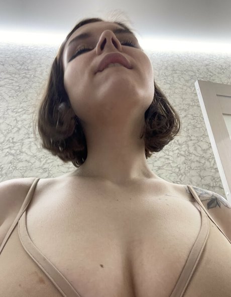 Alice_wood_vip photo 82