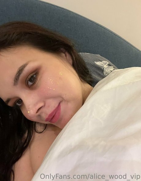 Alice_wood_vip photo 97