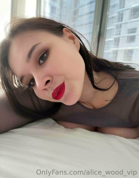 Alice_wood_vip photo 128