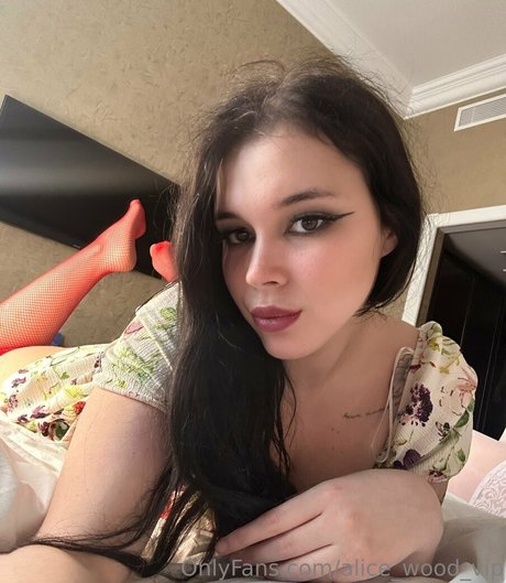 Alice_wood_vip photo 133