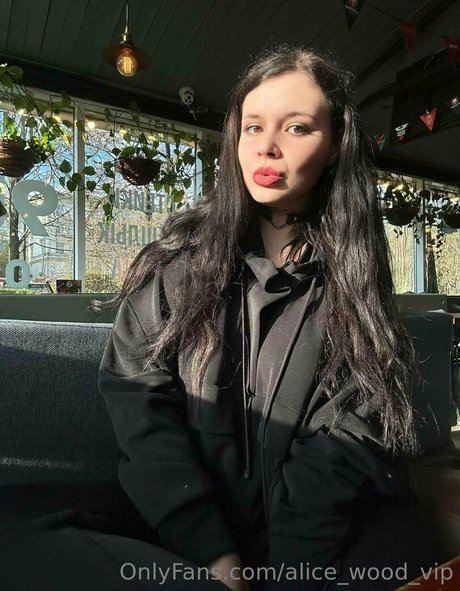 Alice_wood_vip photo 138