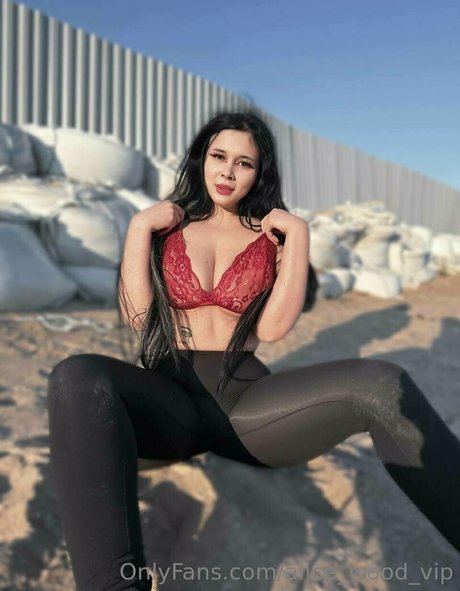 Alice_wood_vip photo 159