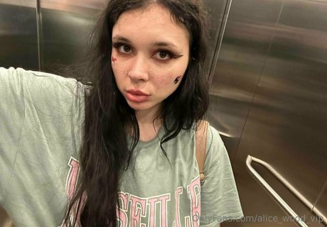Alice_wood_vip photo 163