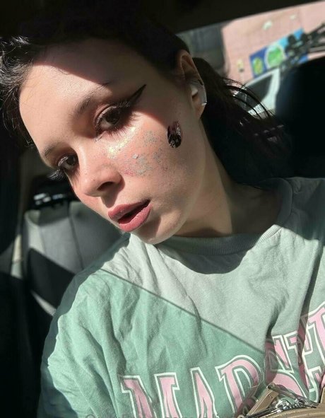 Alice_wood_vip photo 184