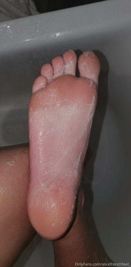 Alicefrenchfeet photo 8