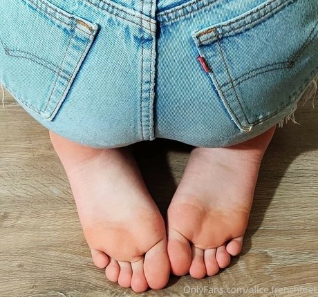 Alicefrenchfeet photo 91