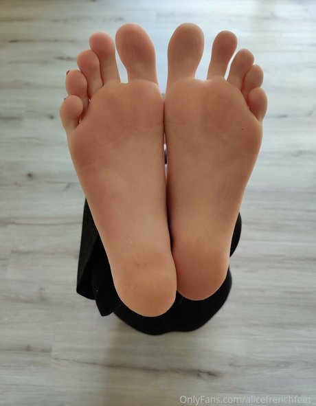 Alicefrenchfeet photo 102