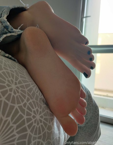 Alicefrenchfeet photo 132