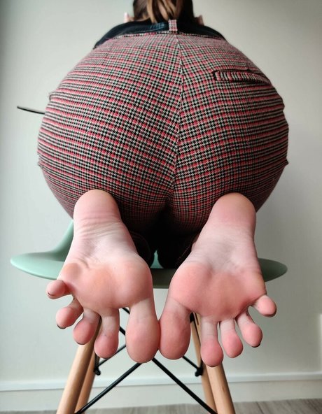 Alicefrenchfeet photo 146