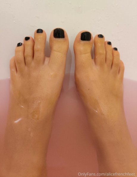 Alicefrenchfeet photo 152