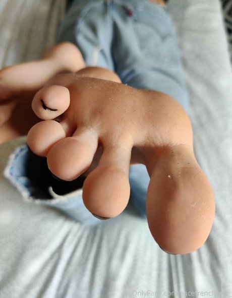 Alicefrenchfeet photo 165