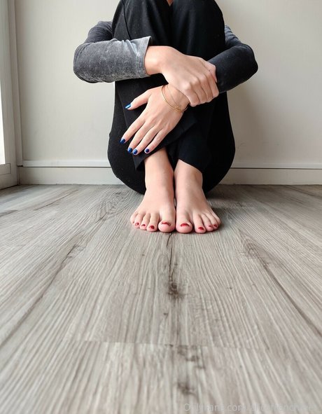 Alicefrenchfeet photo 260