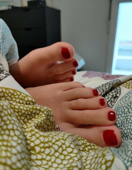 Alicefrenchfeet photo 278